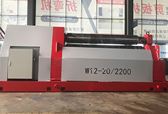 W12-20x2200四輥數控卷(juàn)闆機